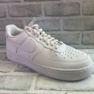 Mens Nike air force 1s size 11 pre owned